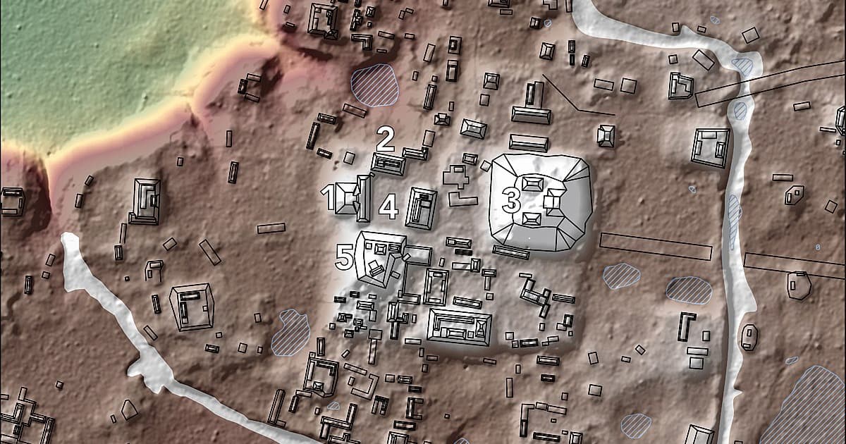 LiDAR map of platforms, plazas and causeways at El Tintal, Guatemala.